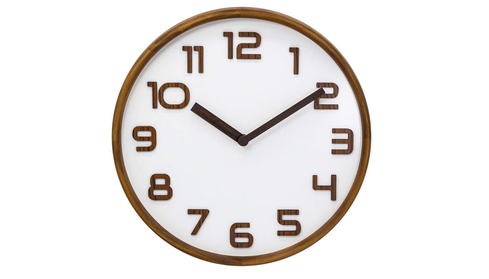 AROMUSTIME 12 Inches Round Wood Cute Wall Clock Review